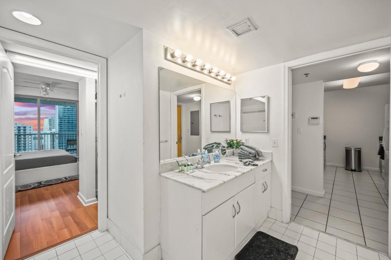 Luxurious 1Br High Rise Condo Brickell-Free Parking Miami Exterior foto